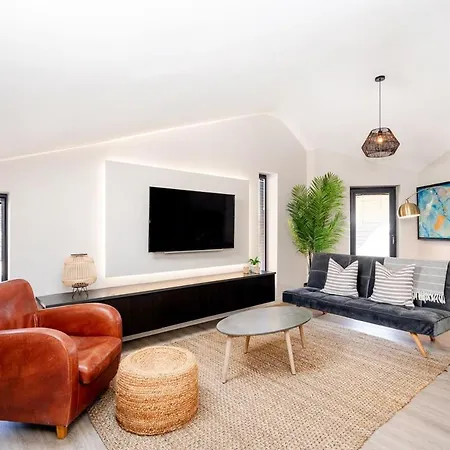 Modern In Long Ashton *