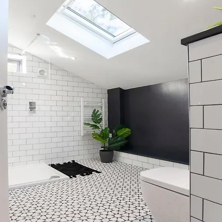 Modern In Long Ashton Apartment Bristol
